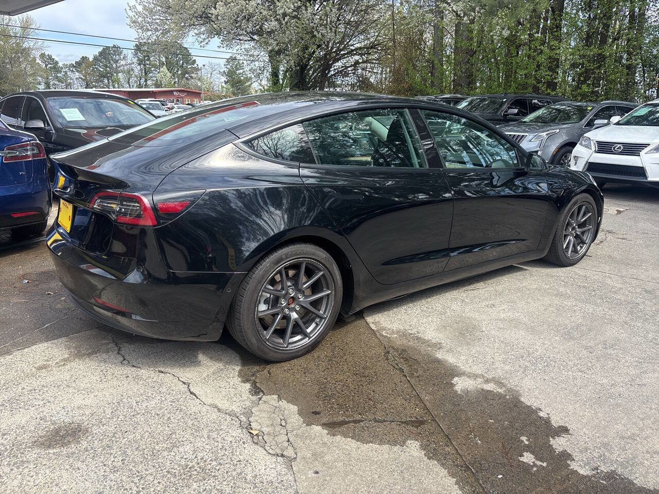 Used 2021 Tesla Model 3 Standard Range Plus image 5