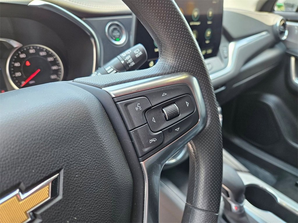 Used 2025 Chevrolet Blazer LT w/ Driver Confidence Package image 18