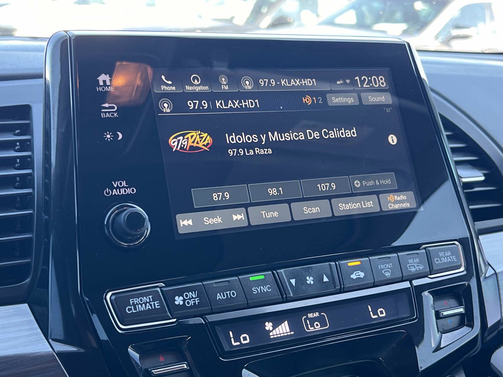 Used 2022 Honda Odyssey Elite image 14