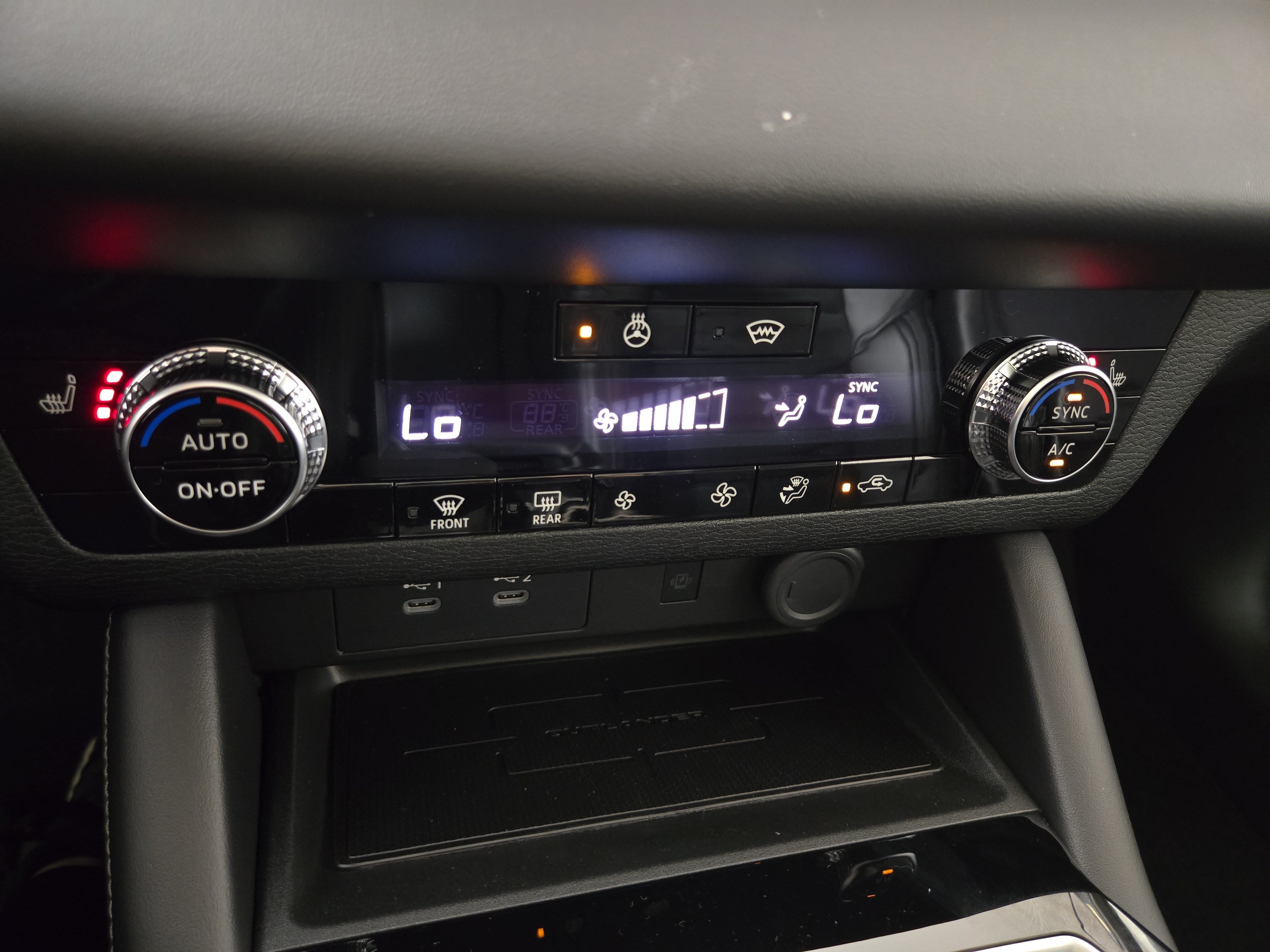 New 2026 Mitsubishi Outlander SE AWD/4WD image 28