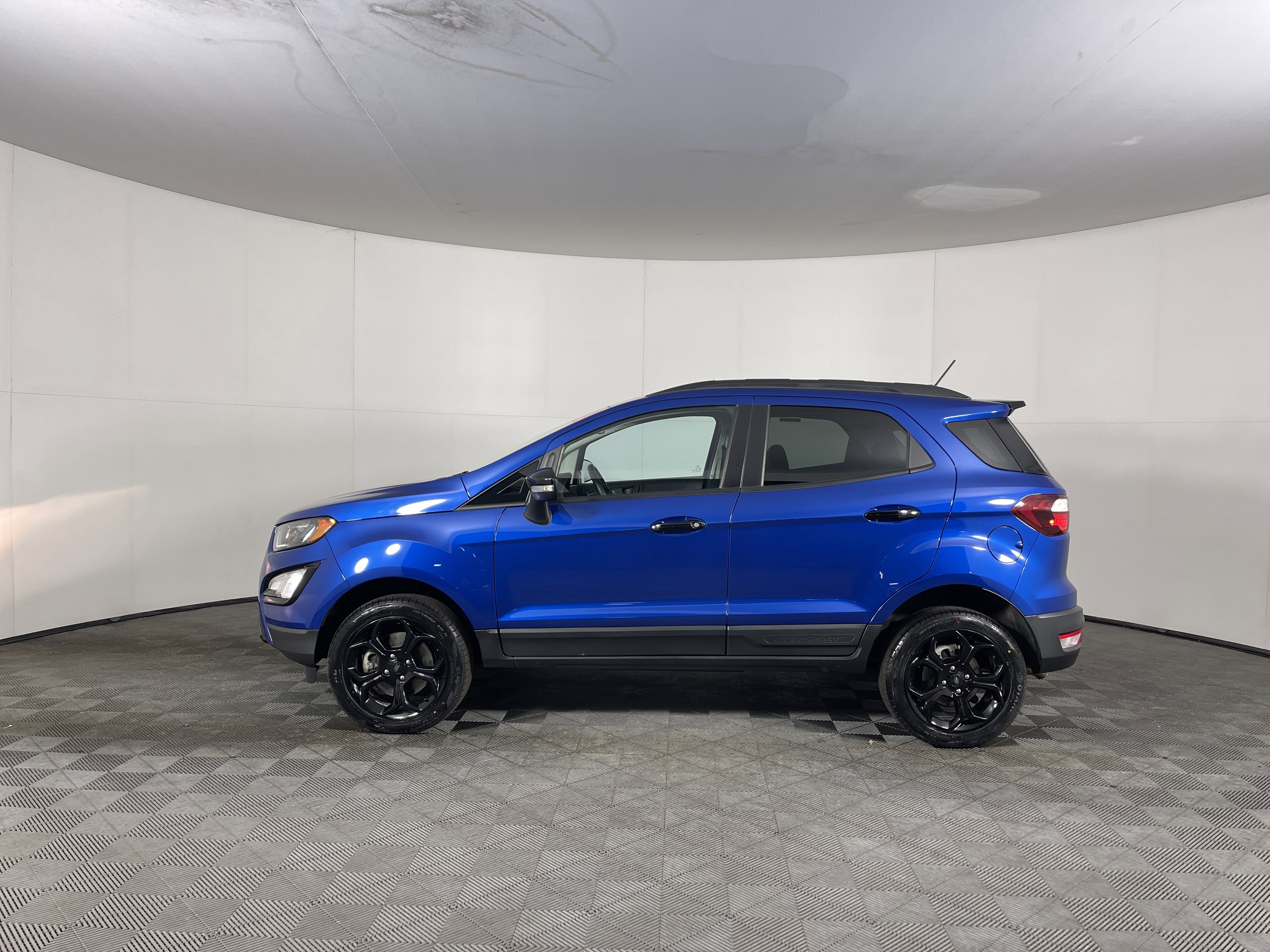 Used 2022 Ford EcoSport SES image 3