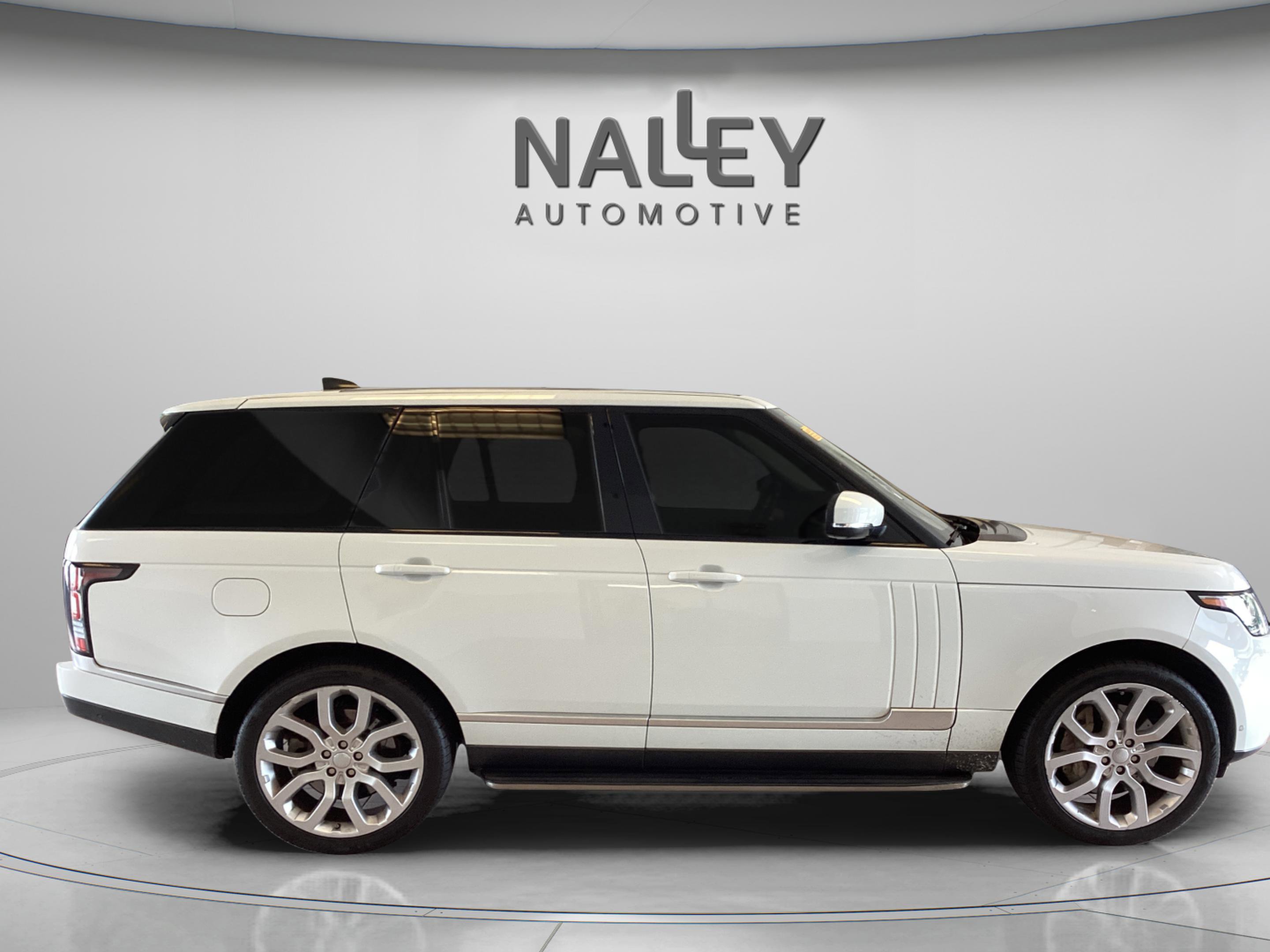 Used 2017 Land Rover Range Rover HSE AWD/4WD image 7
