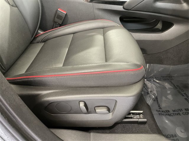 Certified 2022 Buick Envision Essence w/ Sport Touring Package image 20