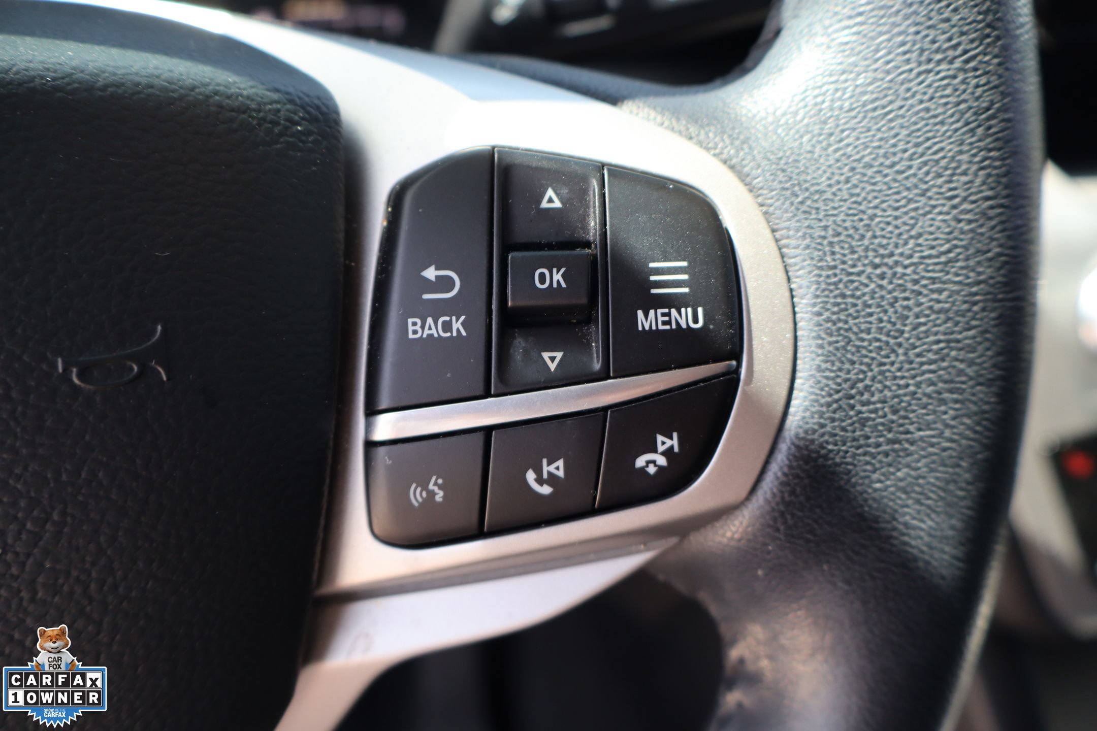 Used 2021 Ford Explorer XLT w/ Equipment Group 202A RWD image 16