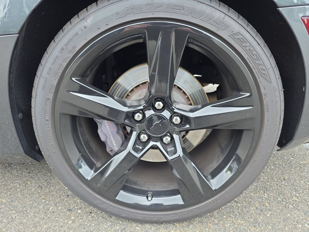 Used 2018 Chevrolet Camaro SS RWD image 14