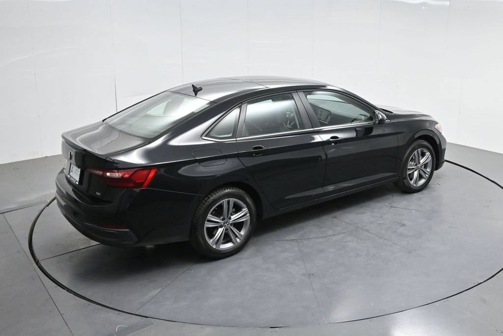 Used 2024 Volkswagen Jetta SE FWD image 55