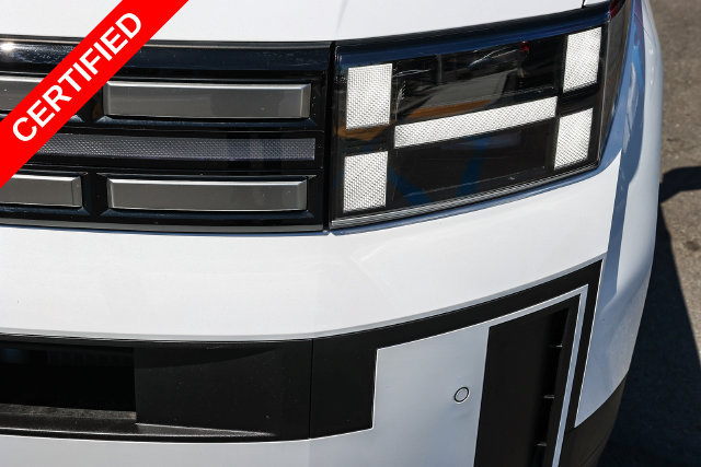 Certified 2025 Hyundai Santa Fe SEL FWD image 10