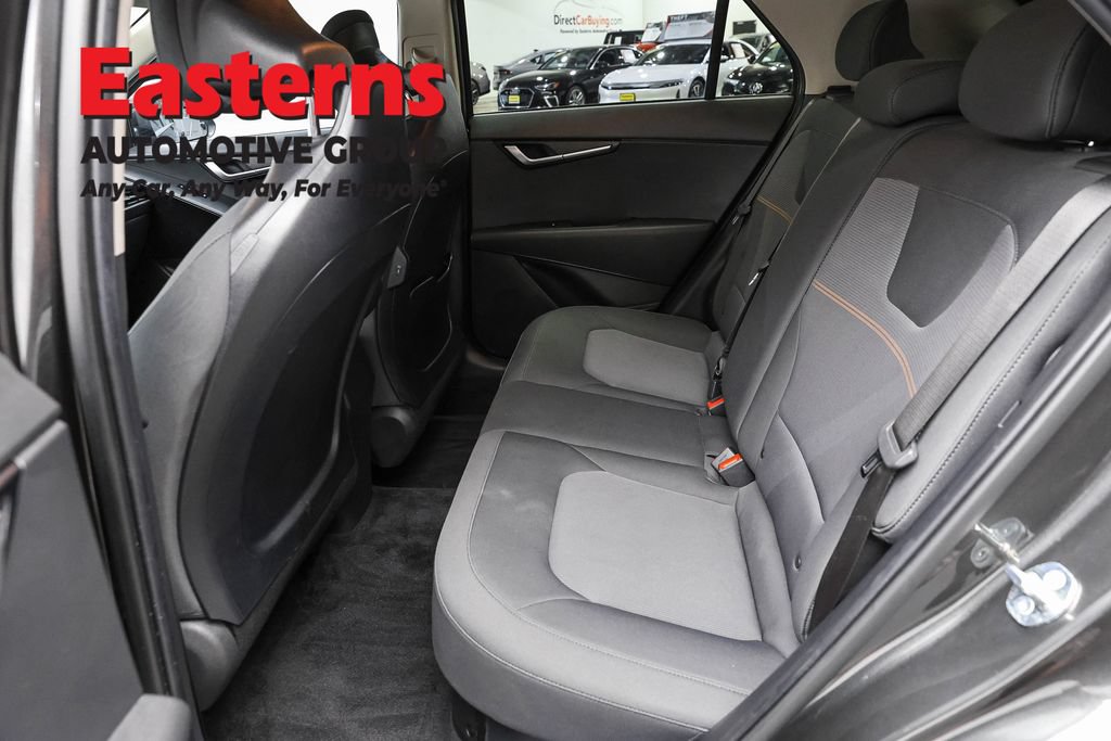 Used 2025 Kia Niro LX FWD image 20