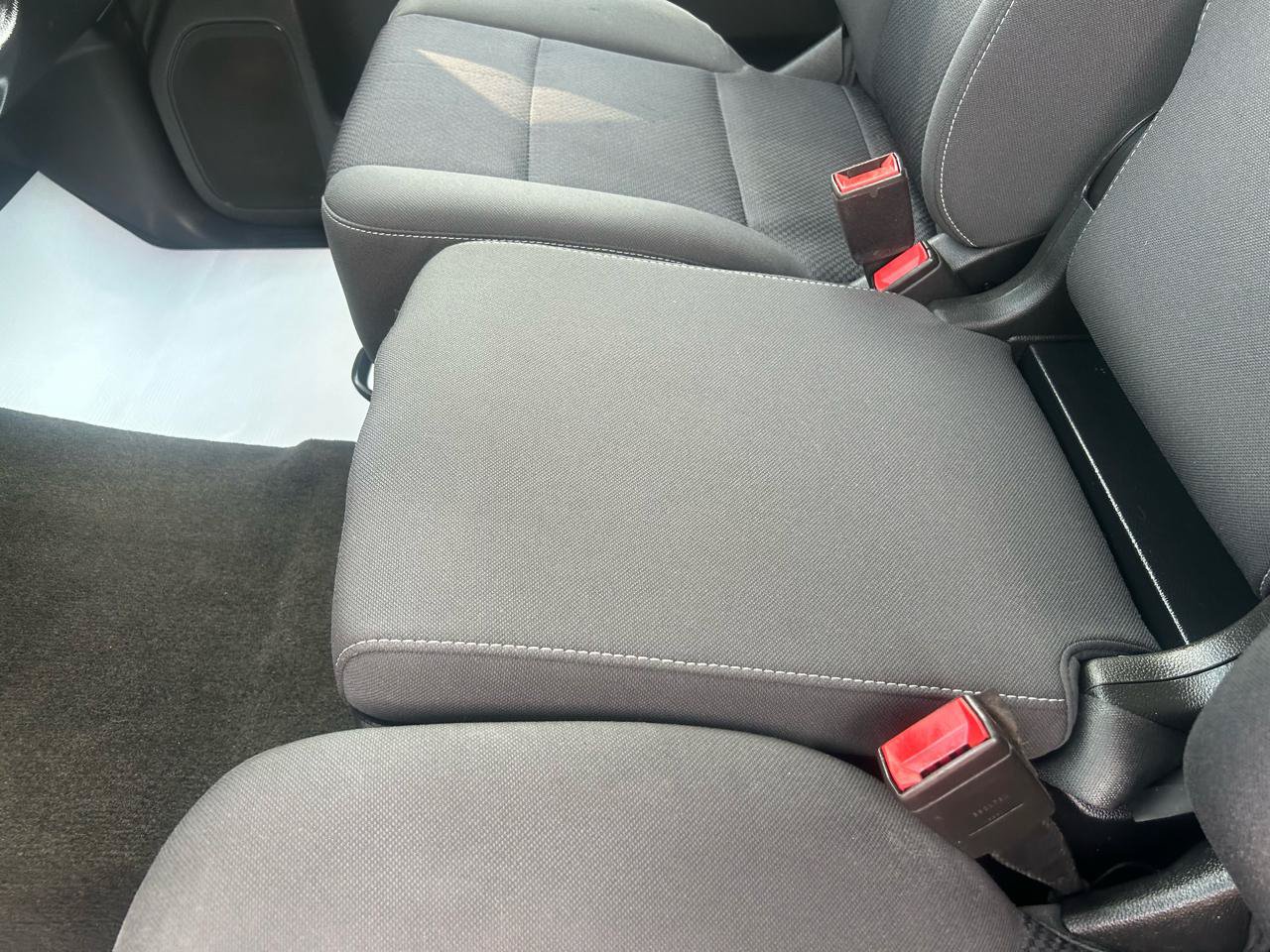 Used 2018 Chevrolet Silverado 1500 LT w/ All Star Edition AWD/4WD image 27