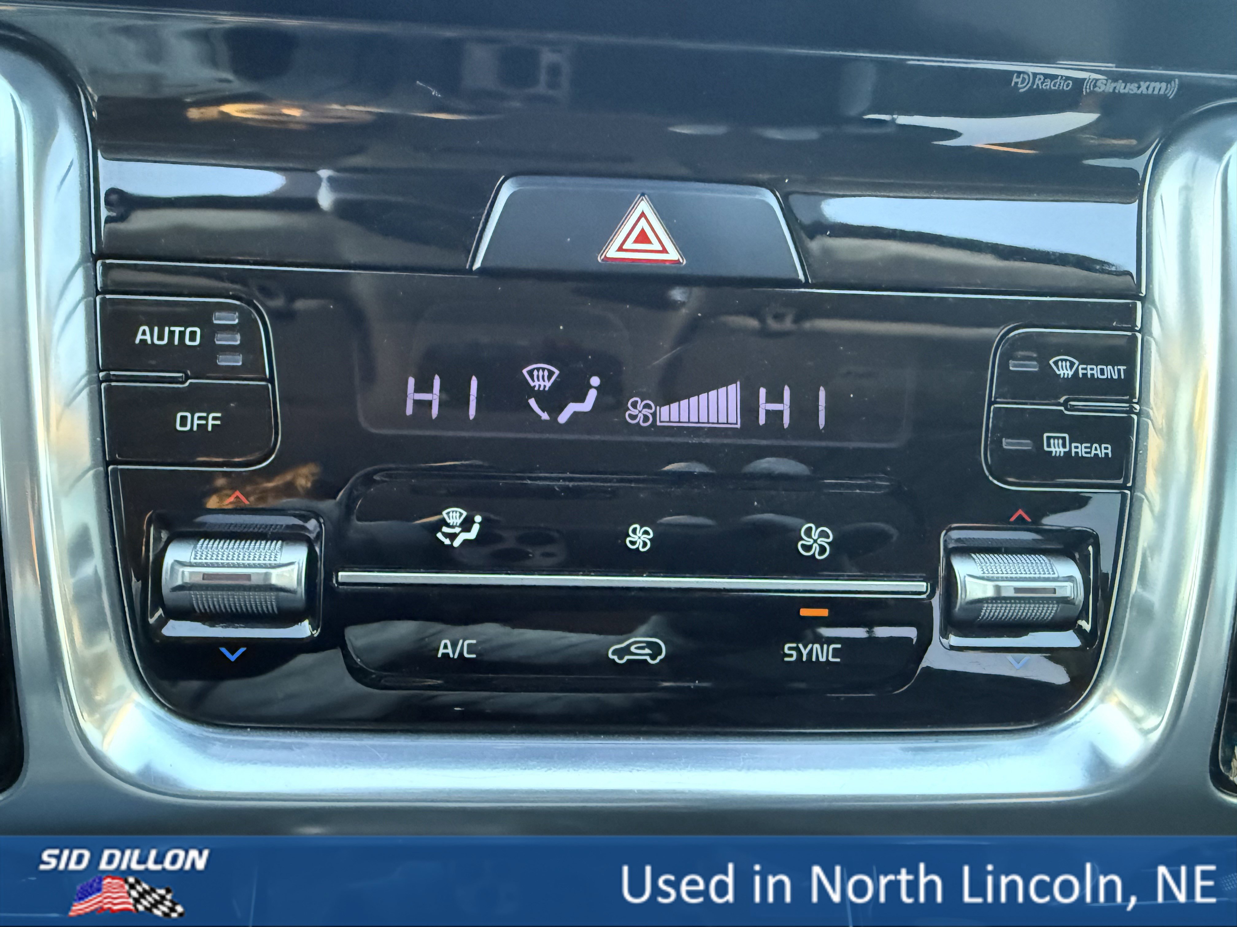 Used 2023 Kia Sorento SX image 16