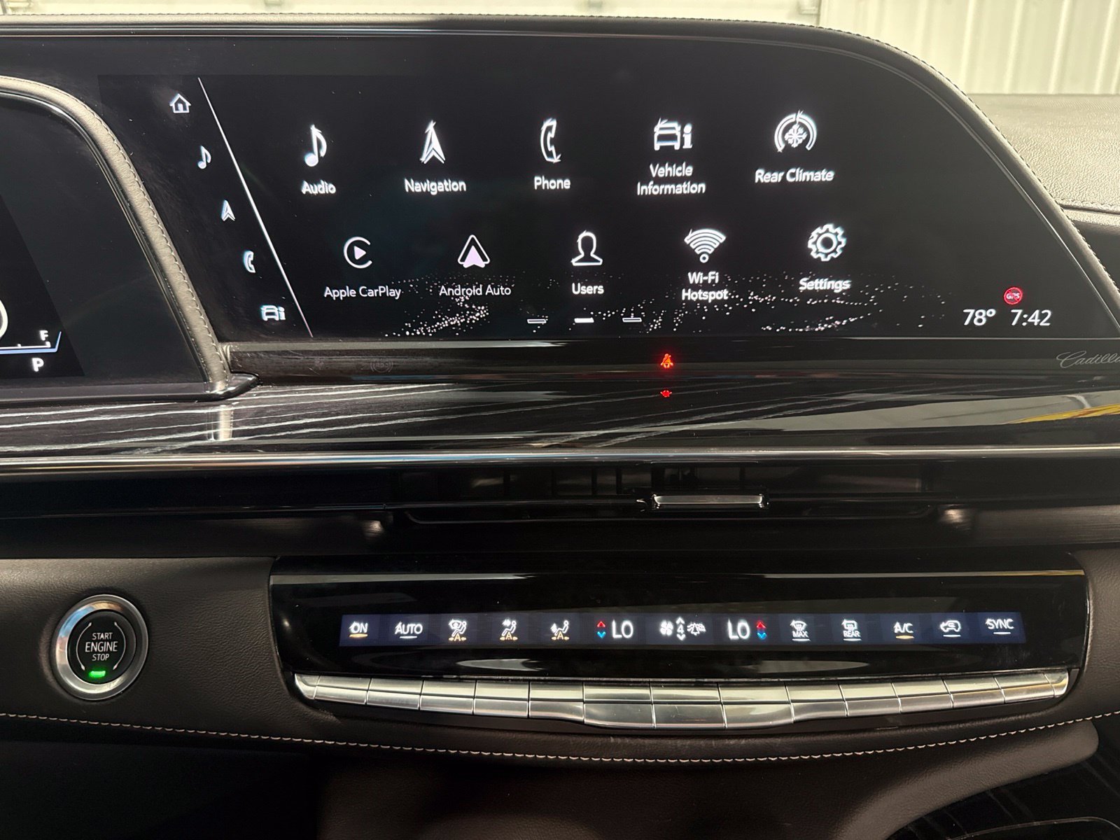 Used 2021 Cadillac Escalade Sport w/ Driver Assist Tech Package AWD/4WD image 37