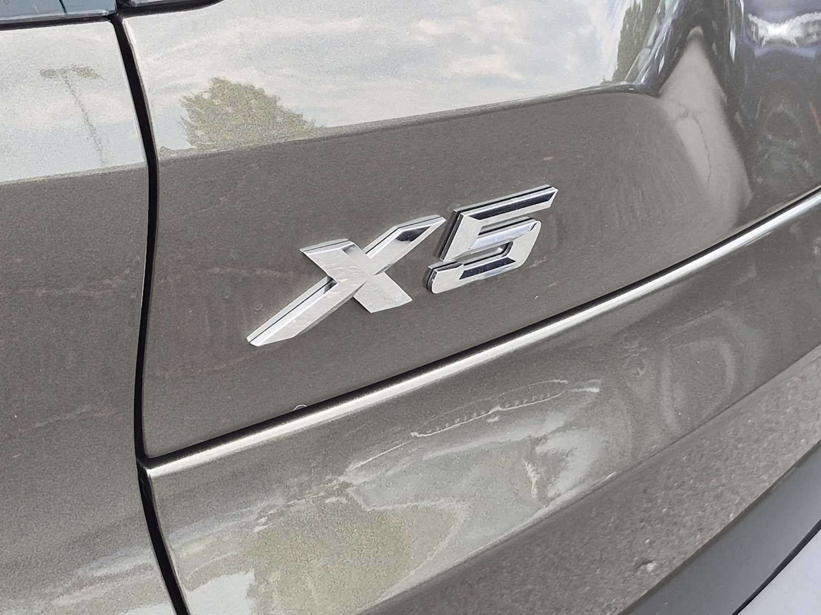 Used 2024 BMW X5 xDrive40i w/ Premium Package AWD/4WD image 13