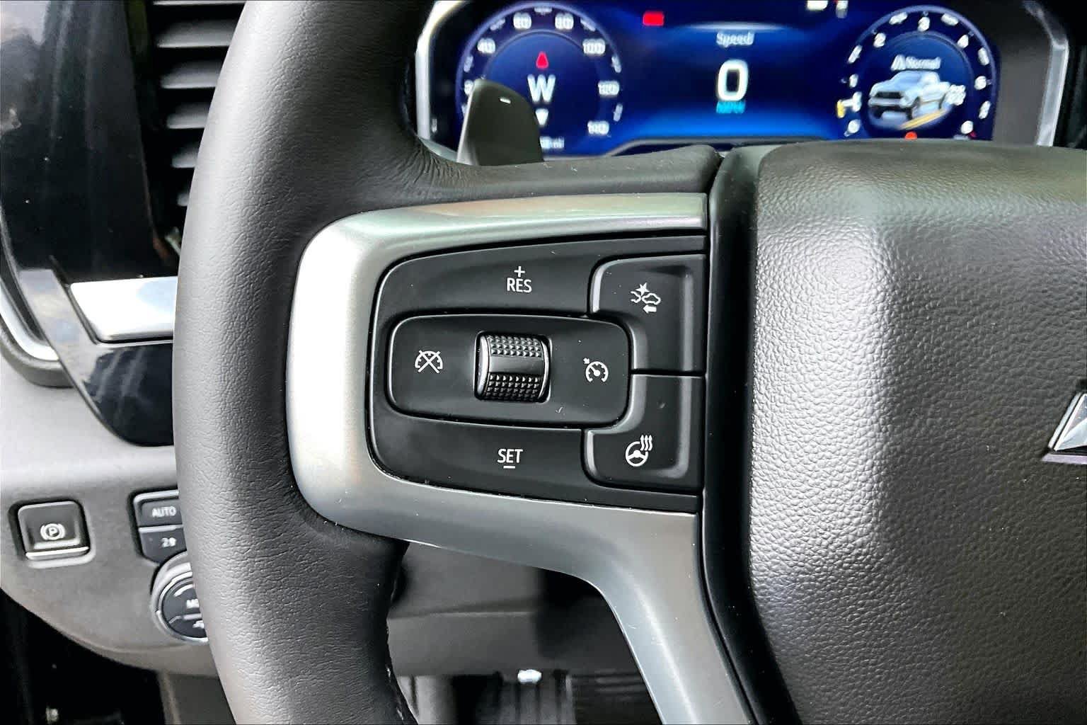 Used 2022 Chevrolet Silverado 1500 LT Trail Boss w/ LT Trail Boss Premium Package AWD/4WD image 23