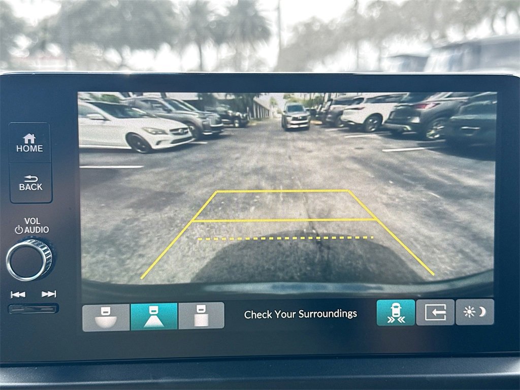 Used 2025 Honda Pilot EX-L image 14