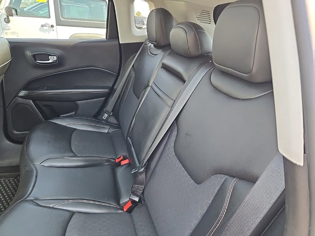 Used 2019 Jeep Compass Latitude w/ Popular Equipment Group image 19