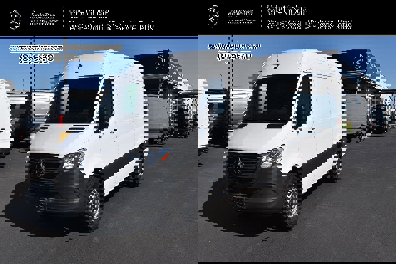 Used 2024 Mercedes-Benz Sprinter 144 Cargo image 1