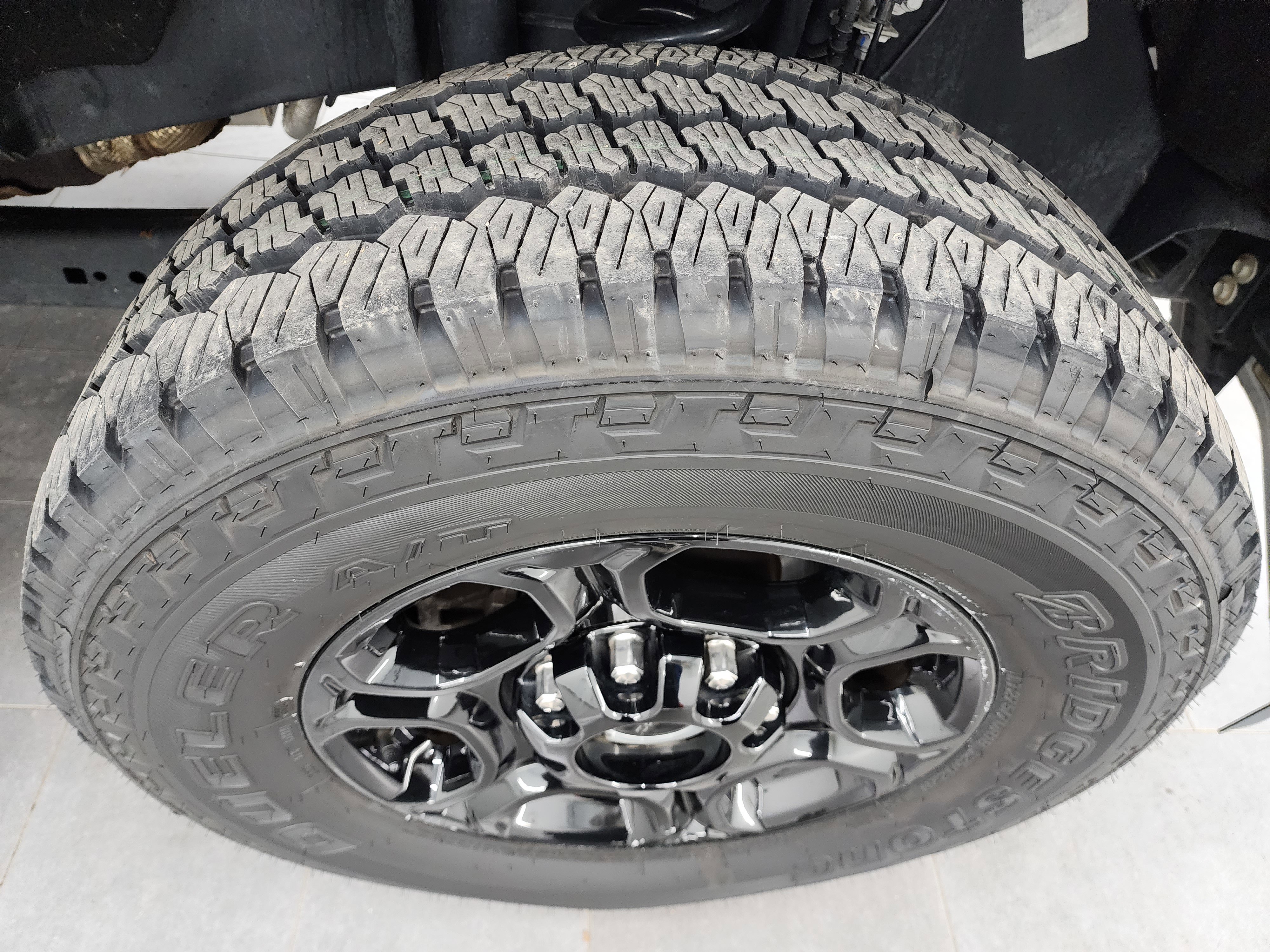 Used 2024 Ford F250 XL w/ STX Appearance Package image 3