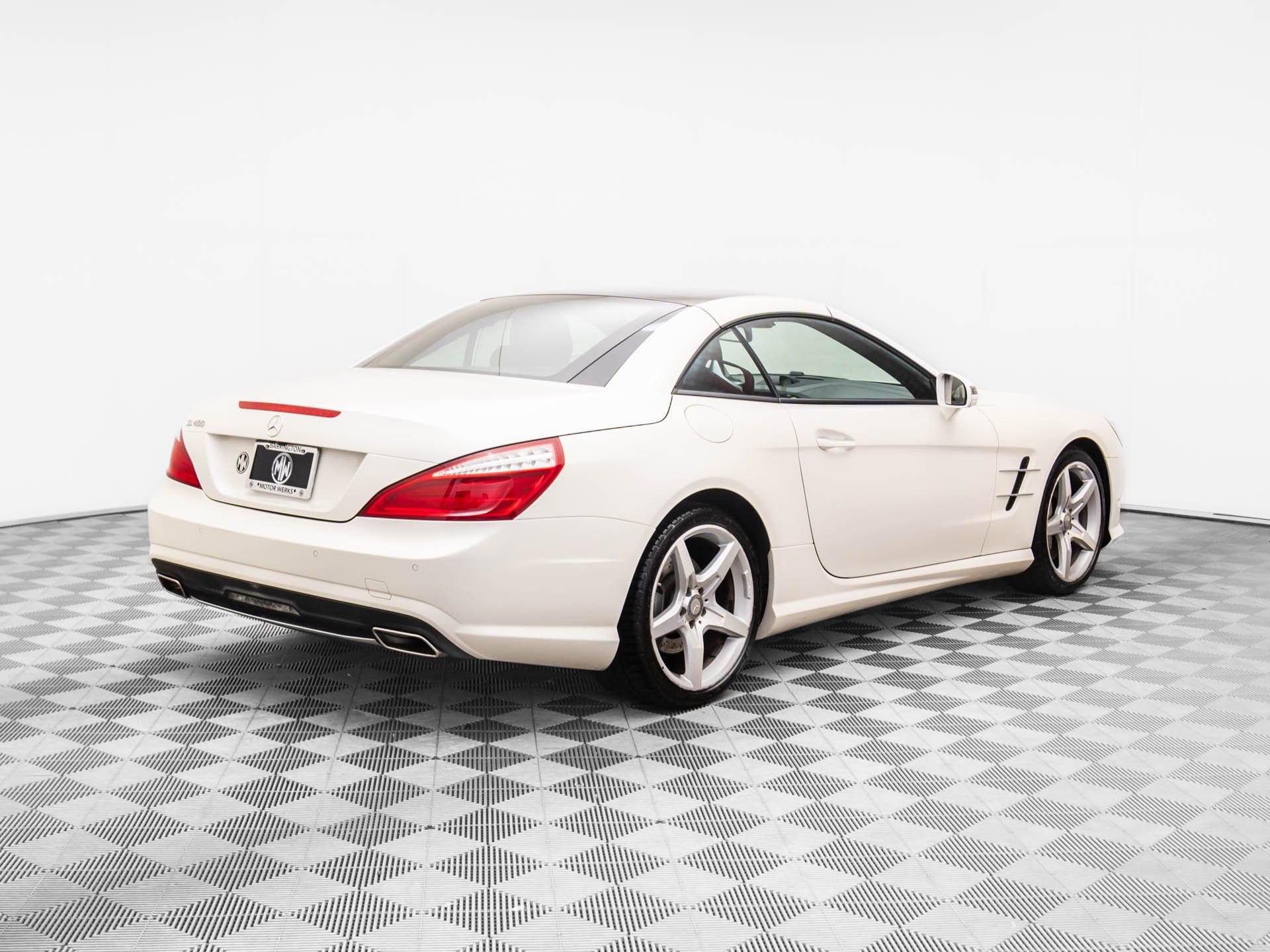 Used 2015 Mercedes-Benz SL 400 image 5