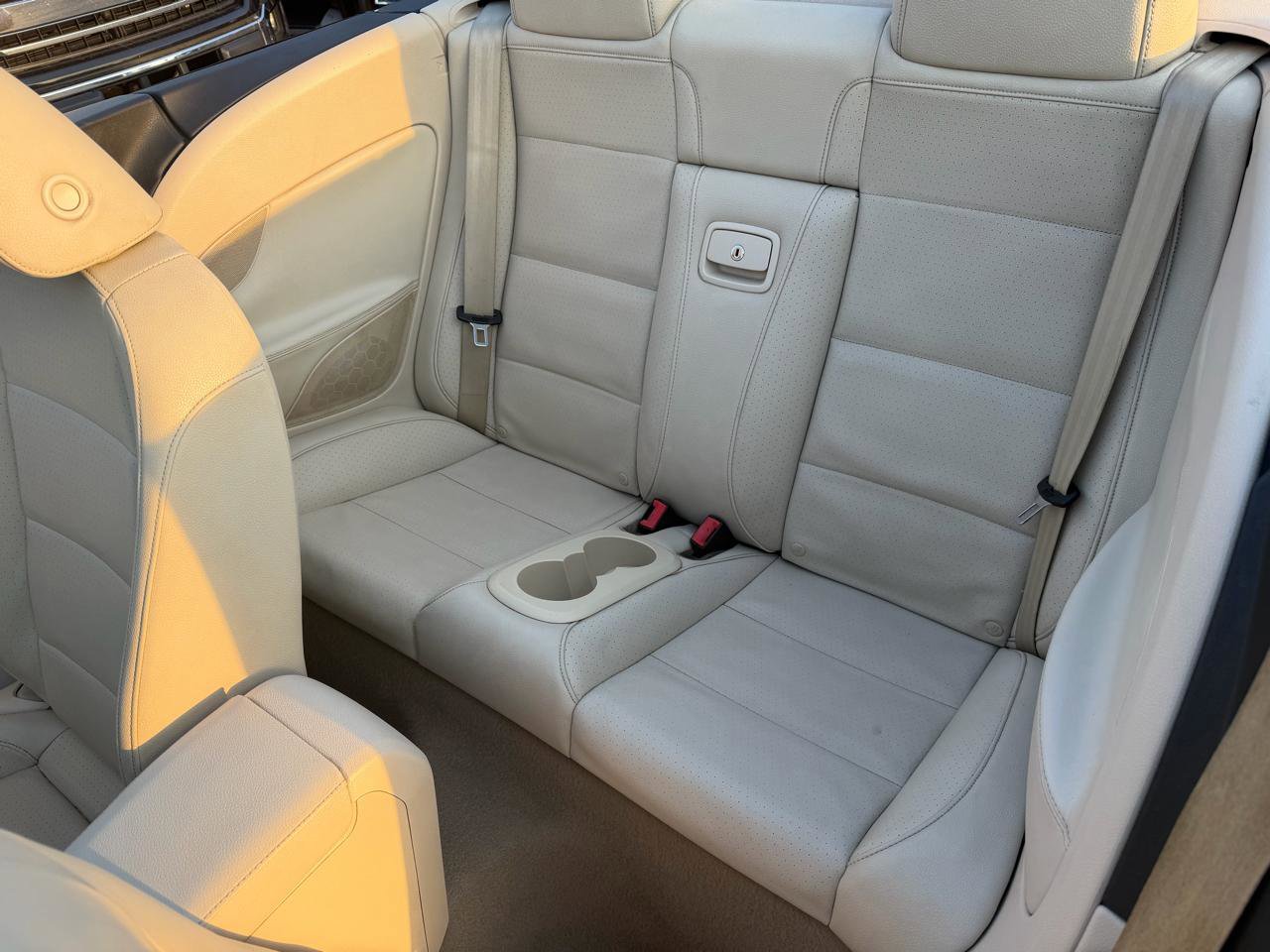 Used 2012 Volkswagen Eos Komfort FWD image 21