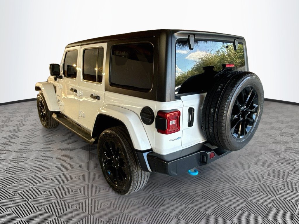 Certified 2023 Jeep Wrangler Unlimited Sahara w/ Cold Weather Group AWD/4WD image 8