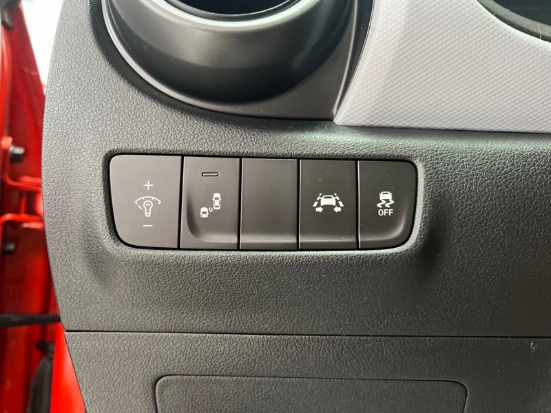 Used 2019 Hyundai Kona Limited FWD image 21