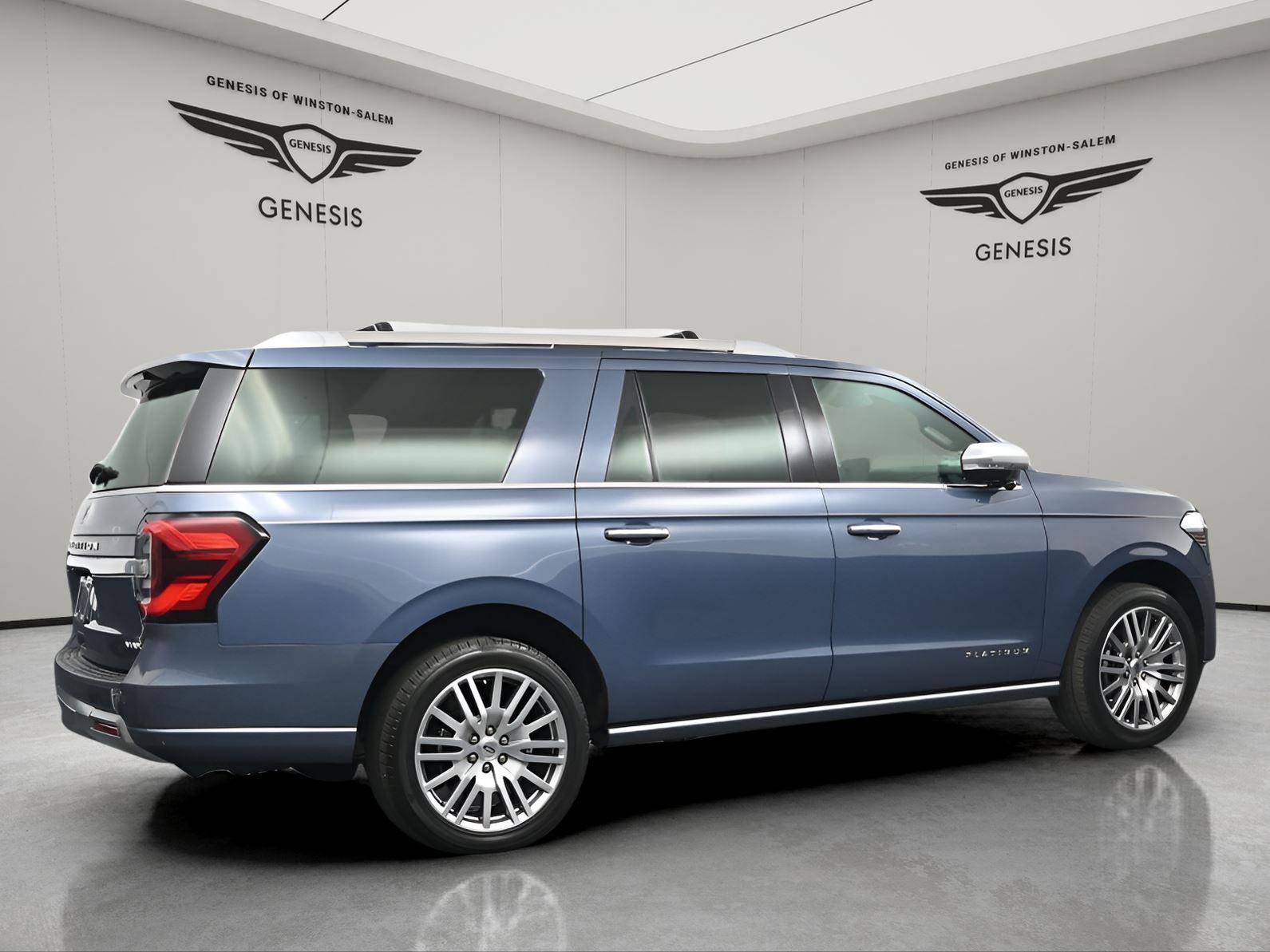 Used 2023 Ford Expedition Max Platinum image 4