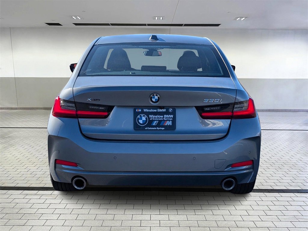 Used 2023 BMW 330i xDrive Sedan w/ Premium Package image 4