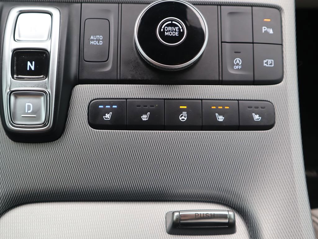 Used 2025 Hyundai Palisade Limited image 19