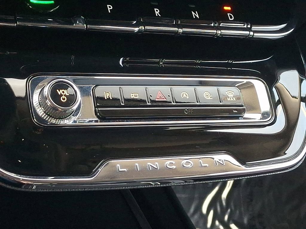 Certified 2024 Lincoln Corsair AWD image 16