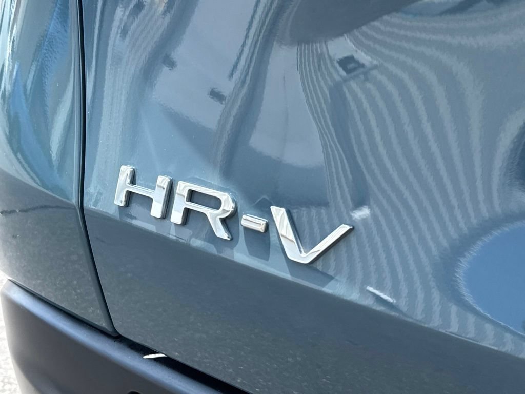Certified 2025 Honda HR-V Sport image 11