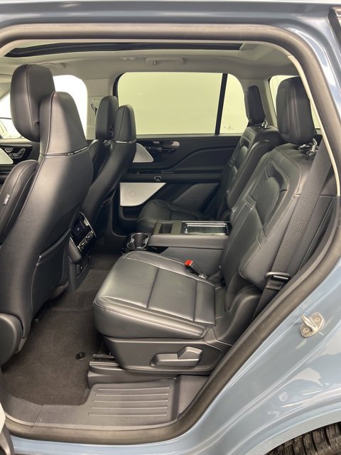 New 2025 Lincoln Aviator Reserve w/ Equipment Group 201A image 17