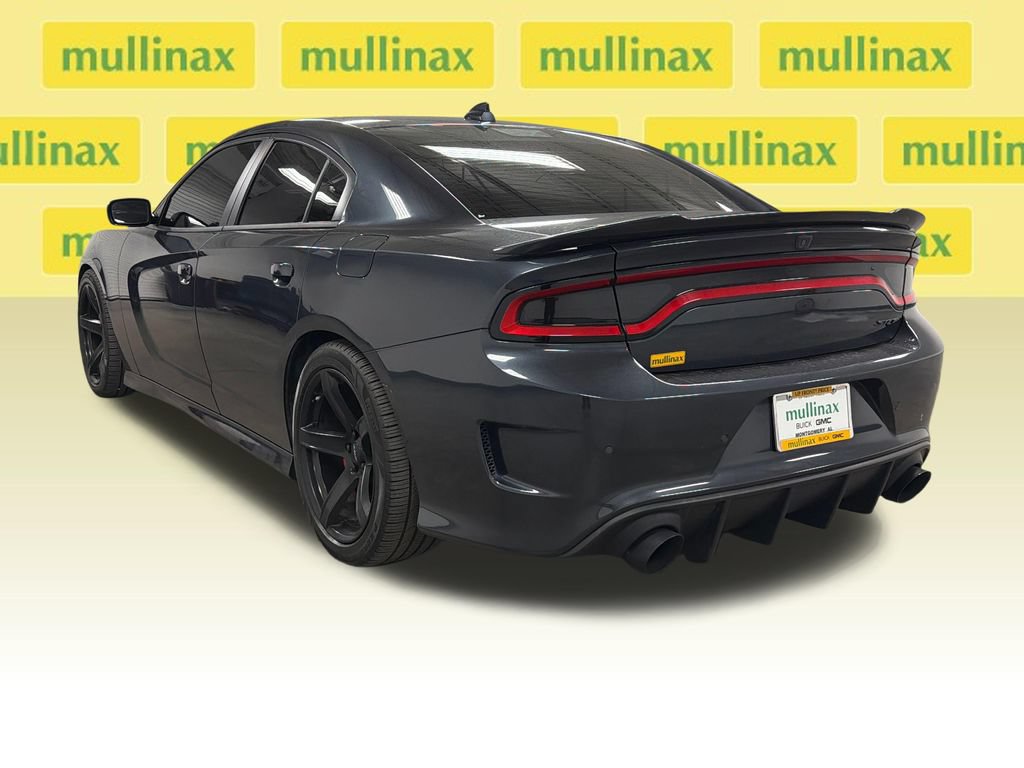 Used 2018 Dodge Charger SRT RWD image 18