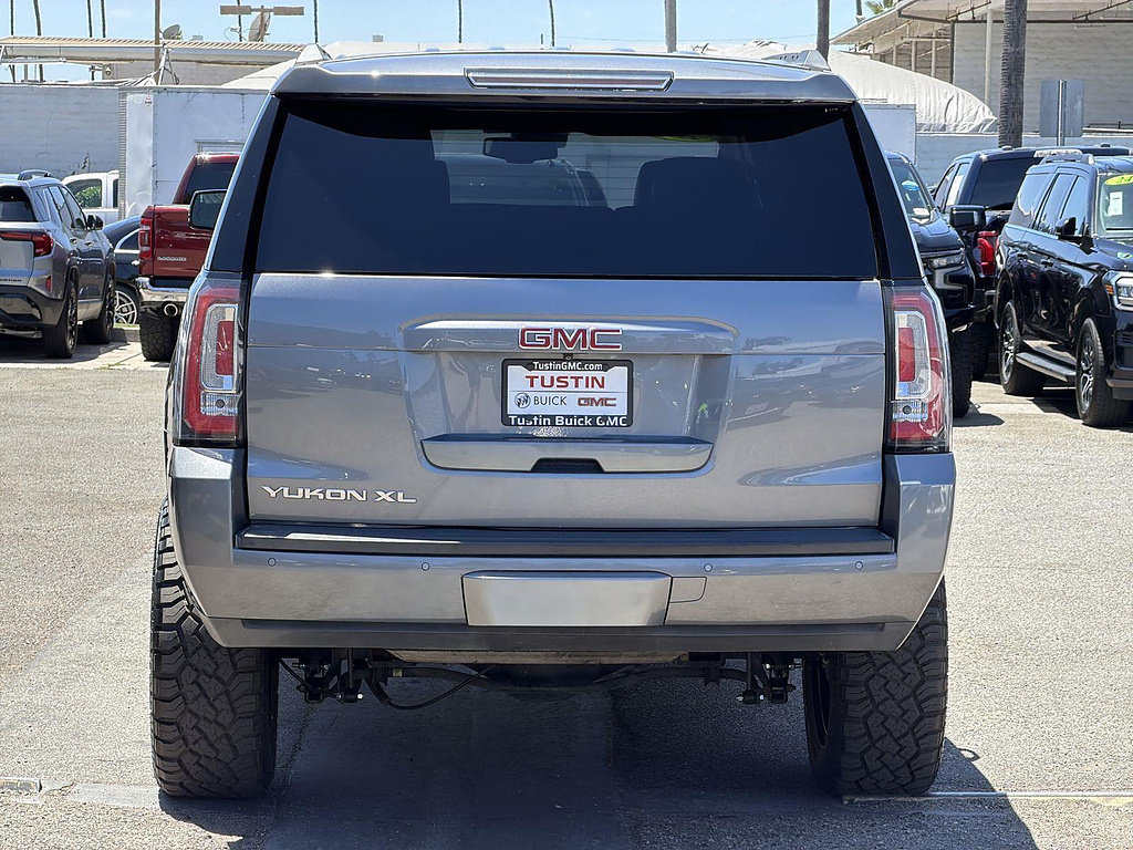 Used 2019 GMC Yukon XL SLT AWD/4WD image 6