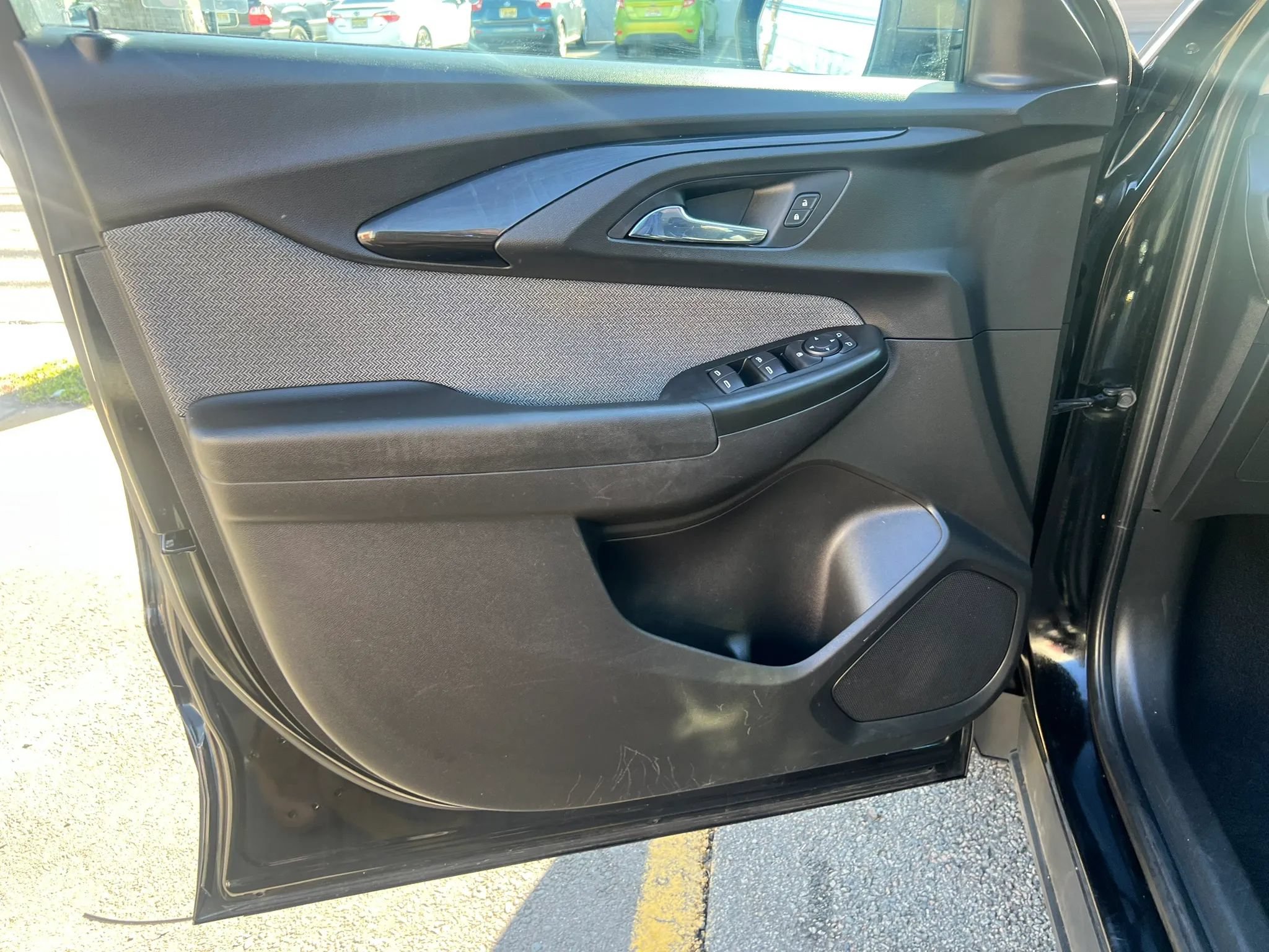 Used 2021 Chevrolet TrailBlazer LS FWD image 22