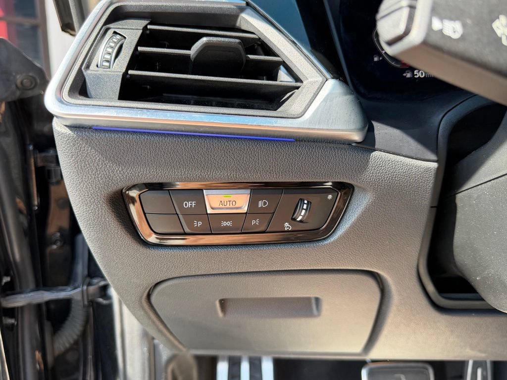 Used 2021 BMW M4 Competition w/ Executive Package RWD image 19