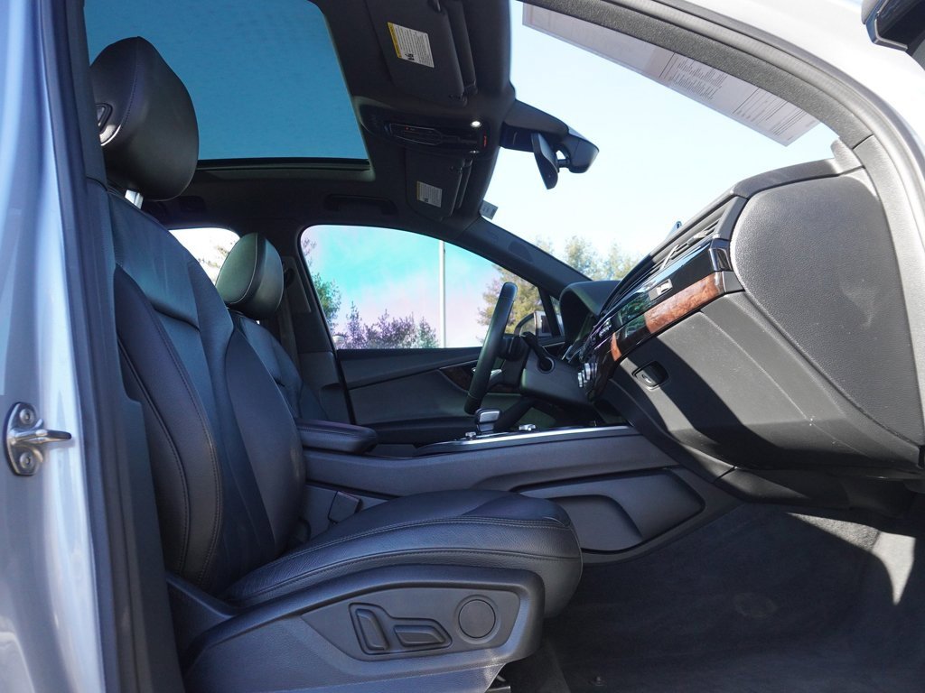 Used 2018 Audi Q7 3.0T Premium Plus w/ Premium Plus Package image 38