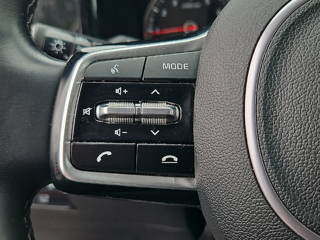 Certified 2022 Kia Sorento X-Line EX AWD/4WD image 24
