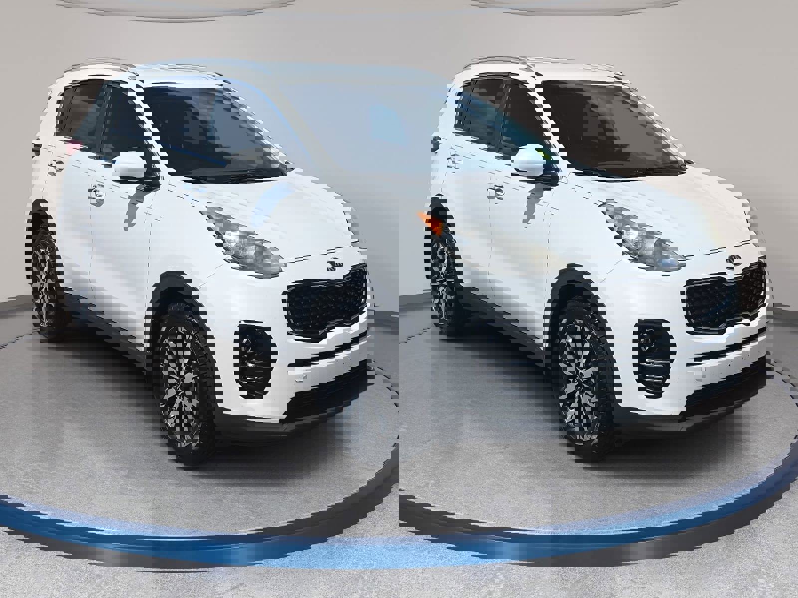 Used 2017 Kia Sportage EX image 3