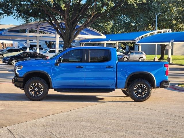 Used 2025 Chevrolet Silverado 1500 ZR2 w/ Technology Package image 13