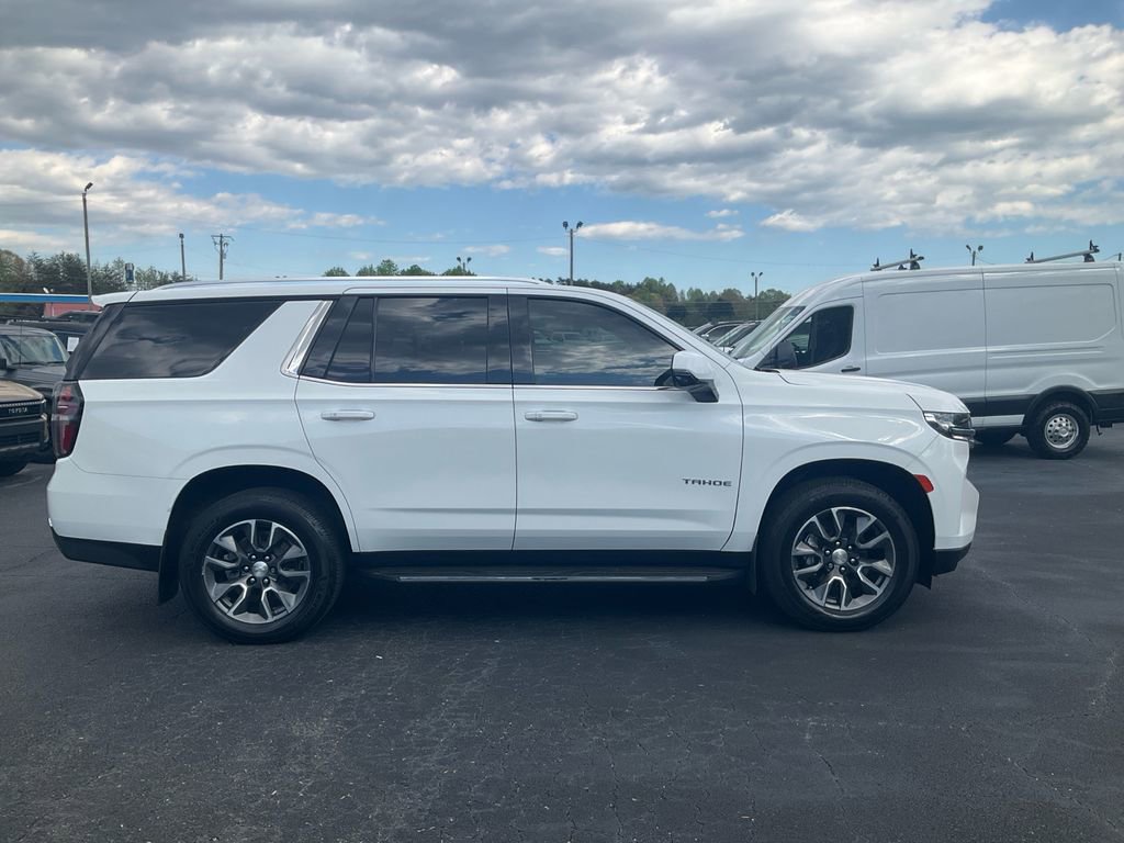 Used 2021 Chevrolet Tahoe LT w/ Luxury Package image 4