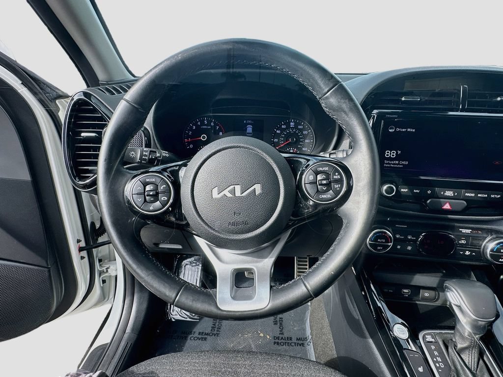 Certified 2022 Kia Soul EX FWD image 11