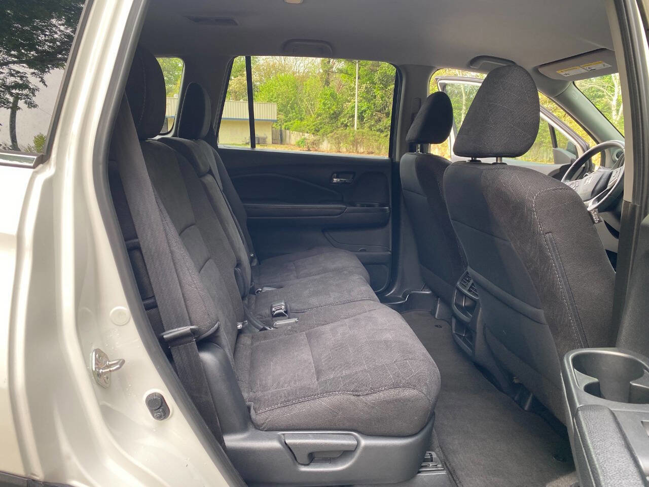 Used 2019 Honda Pilot LX image 15