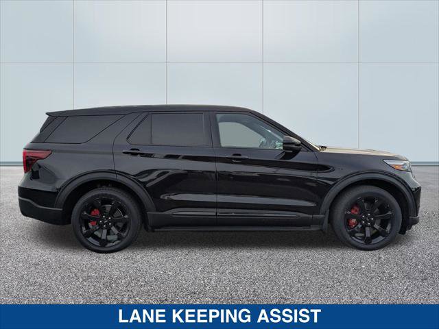 Certified 2022 Ford Explorer ST w/ Equipment Group 401A image 6