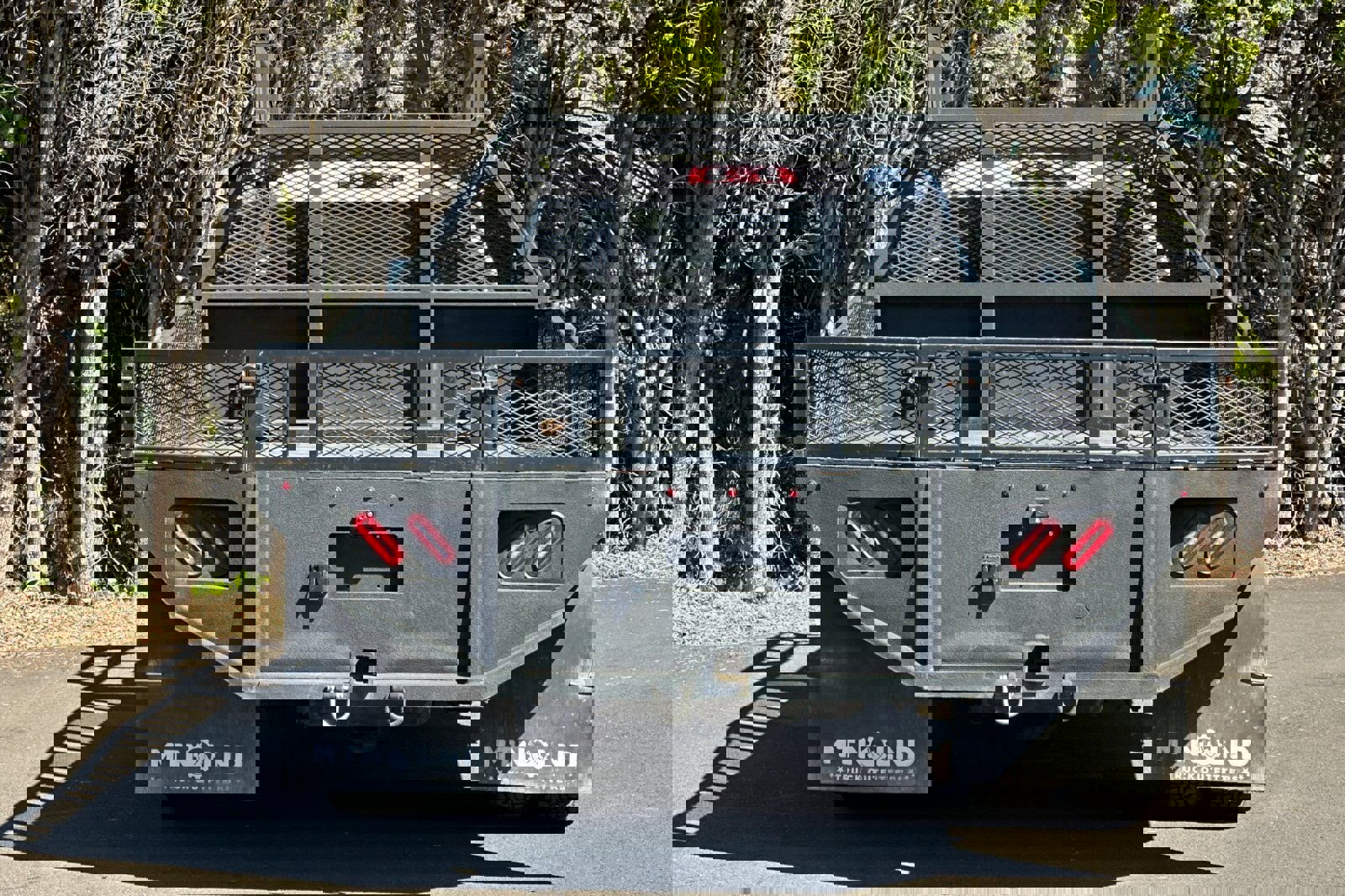 Used 2024 GMC Sierra 3500 SLE w/ SLE Convenience Package image 5