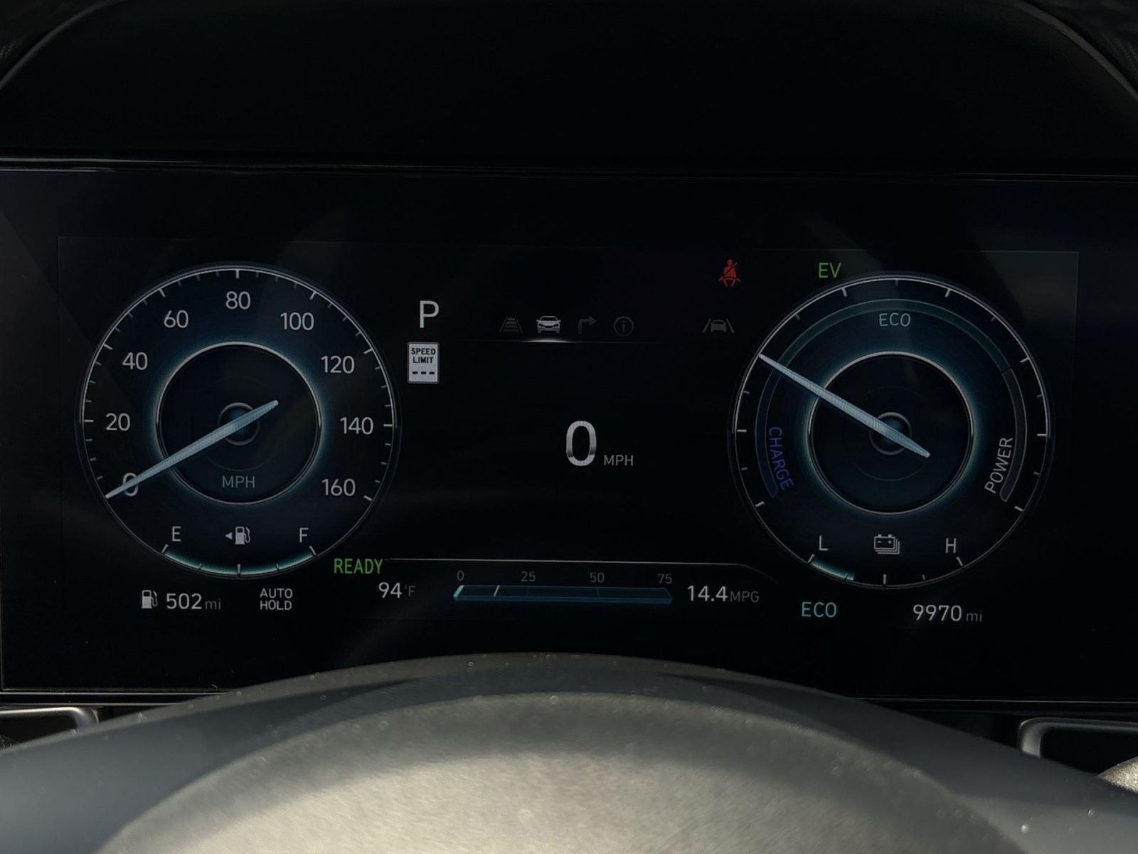 Used 2025 Hyundai Elantra Limited FWD image 17