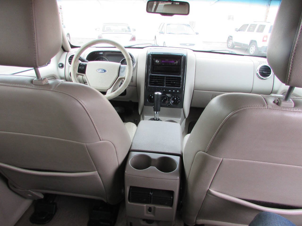 Used 2006 Ford Explorer XLT AWD/4WD image 27