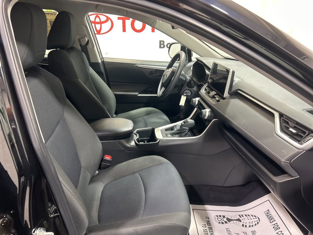 Used 2023 Toyota RAV4 LE image 12