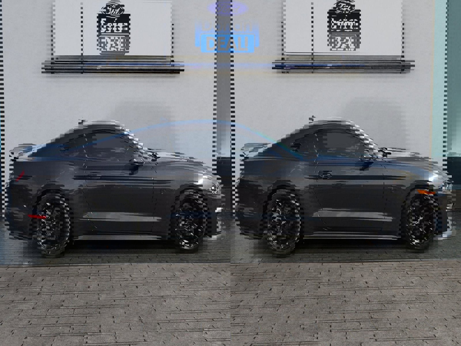 Used 2022 Ford Mustang GT Premium w/ Equipment Group 401A video 2