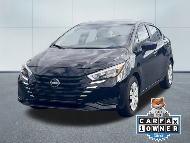 Certified 2025 Nissan Versa S w/ Trunk Package image 6