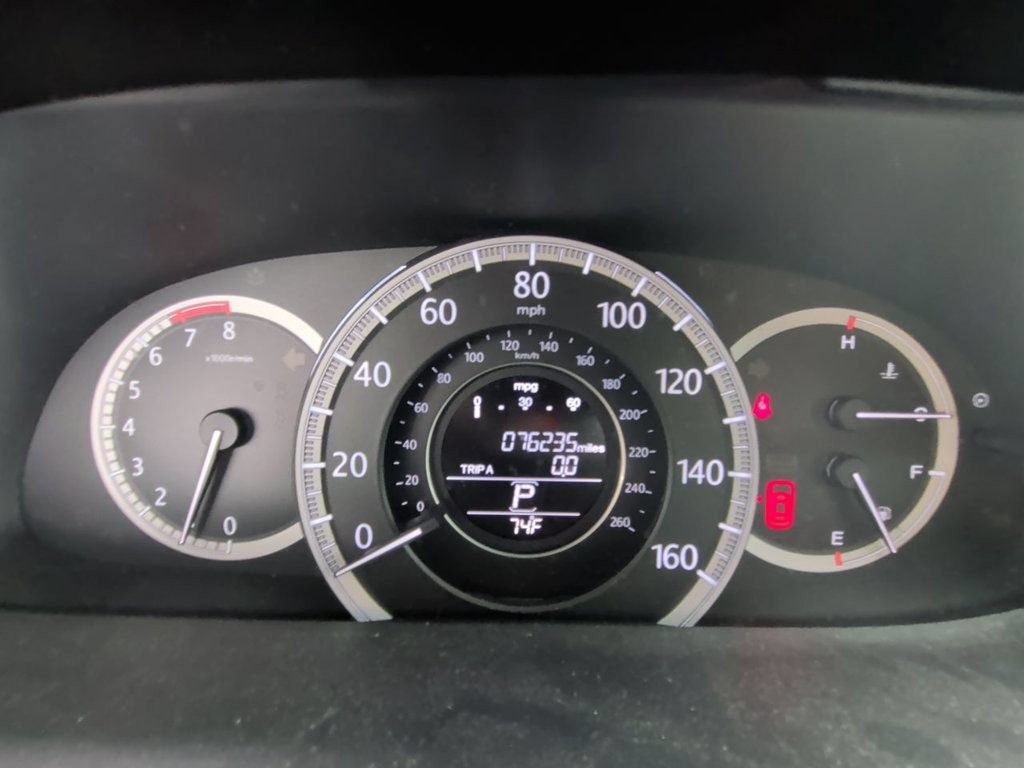 Used 2015 Honda Accord LX image 16